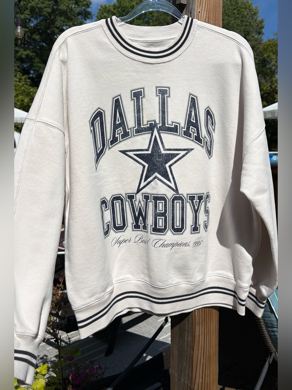 Abercrombie & Fitch Dallas Cowboys Crewneck